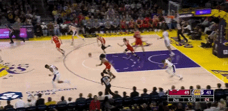 j9九游会老哥俱乐部交流未来核心？布泽利斯反击跟进轻盈飞起 点一下补篮命中~